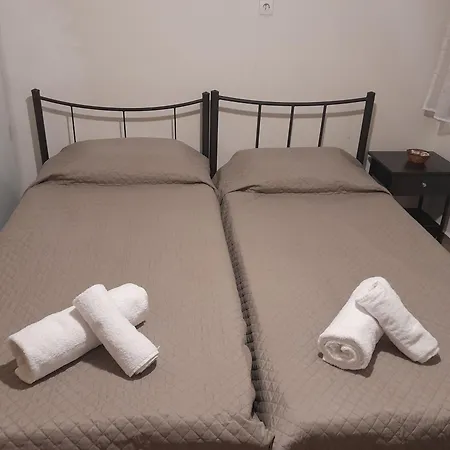 아파트 βασιλική θανάσης 네아 미카니오나