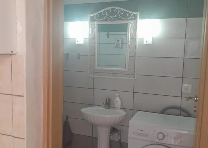 βασιλική θανάσης